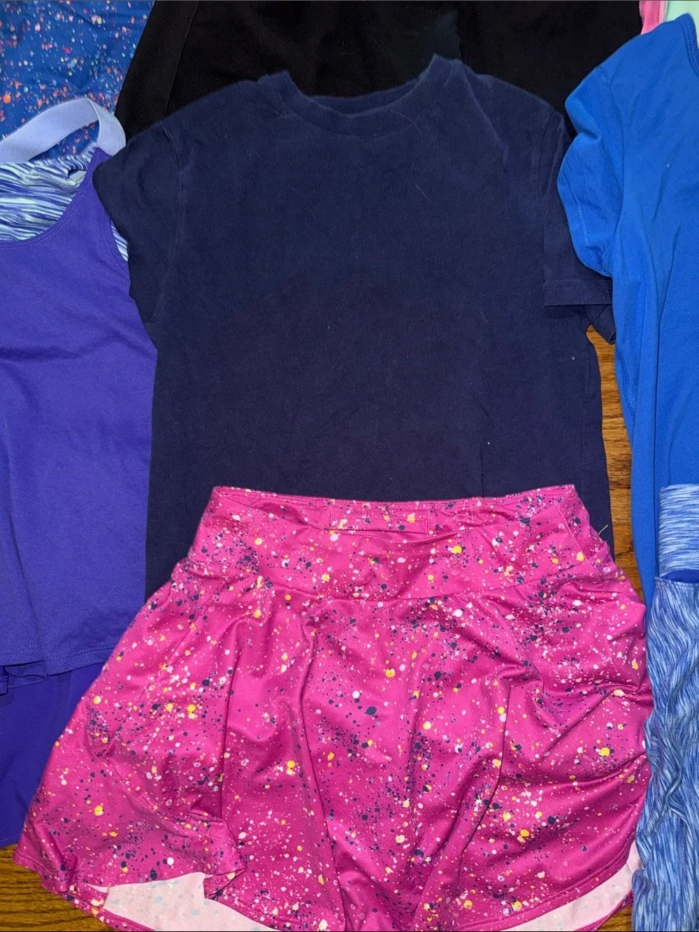 Girls bundle of 10 tops & 10 skorts various brands some NWT perfect for school